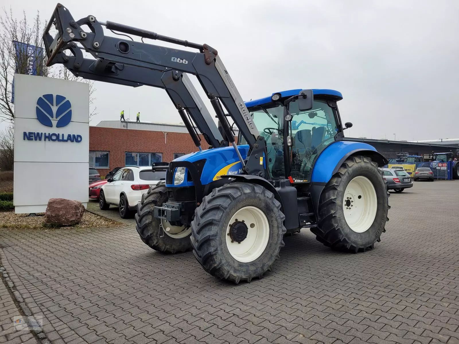 E-FARM: New Holland T6070 Elite - Tracteur - id G716M7P - 44 454 € - Année: 2012 - Lecture du nombre d'heure: 7 350,Puissance du moteur (chevaux): 167,Allemagne