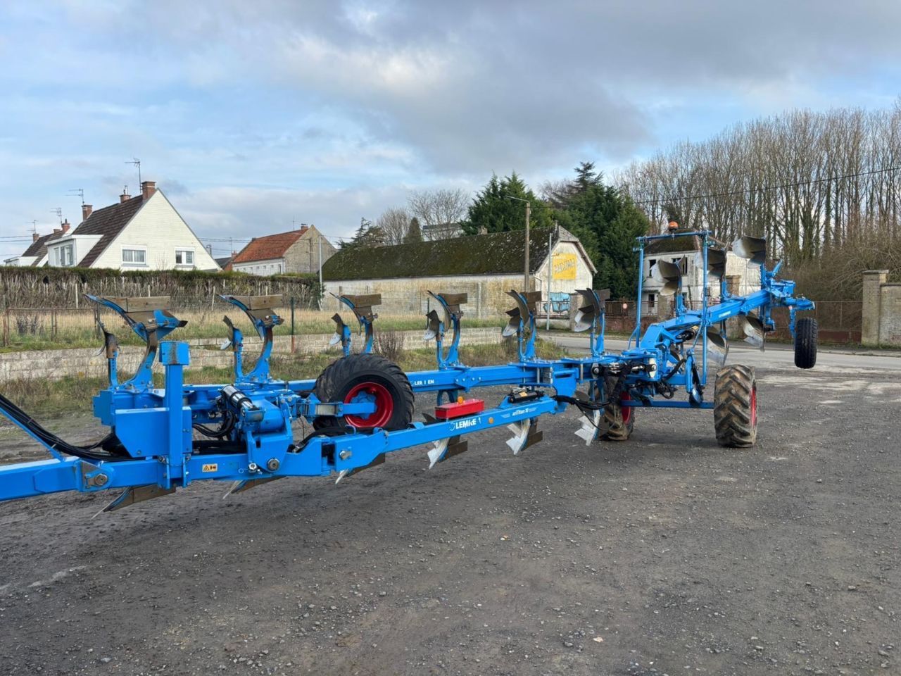 Lemken varititan 10 Plough €45,000