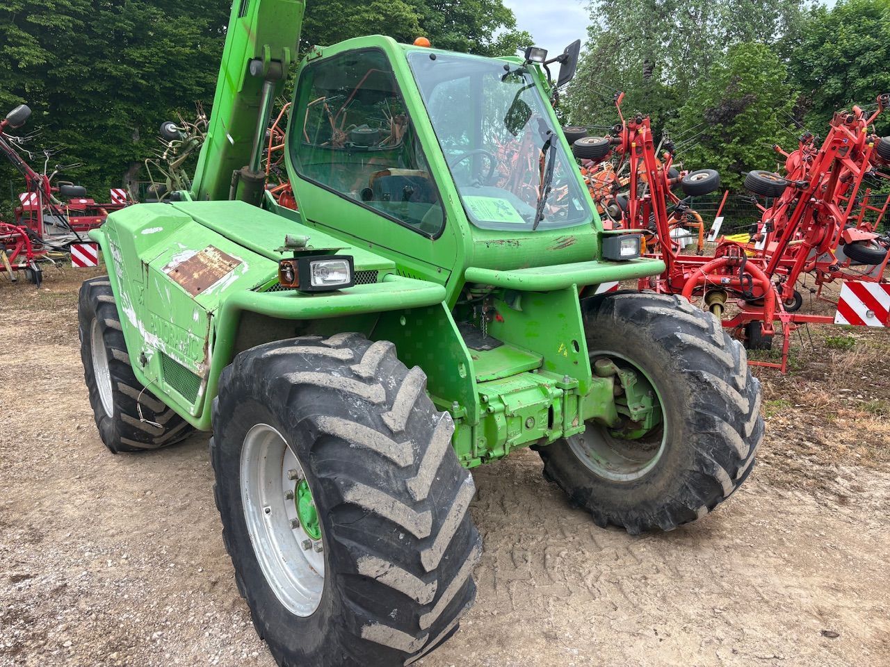 E-FARM: Merlo 28.7 evt - Chargeur télescopique  - id TYGMCDE - Année: 2000 - Lecture du nombre d'heure: 8 844,France