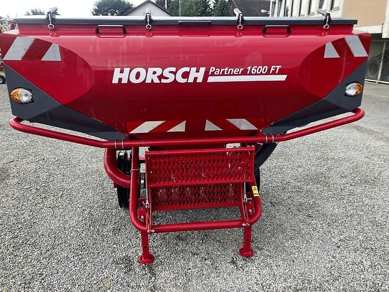 E-FARM: HORSCH partner ft 1600 fronttank - Drill - id RUBRZFK - €20,324 - Year of construction: 2023 - Germany