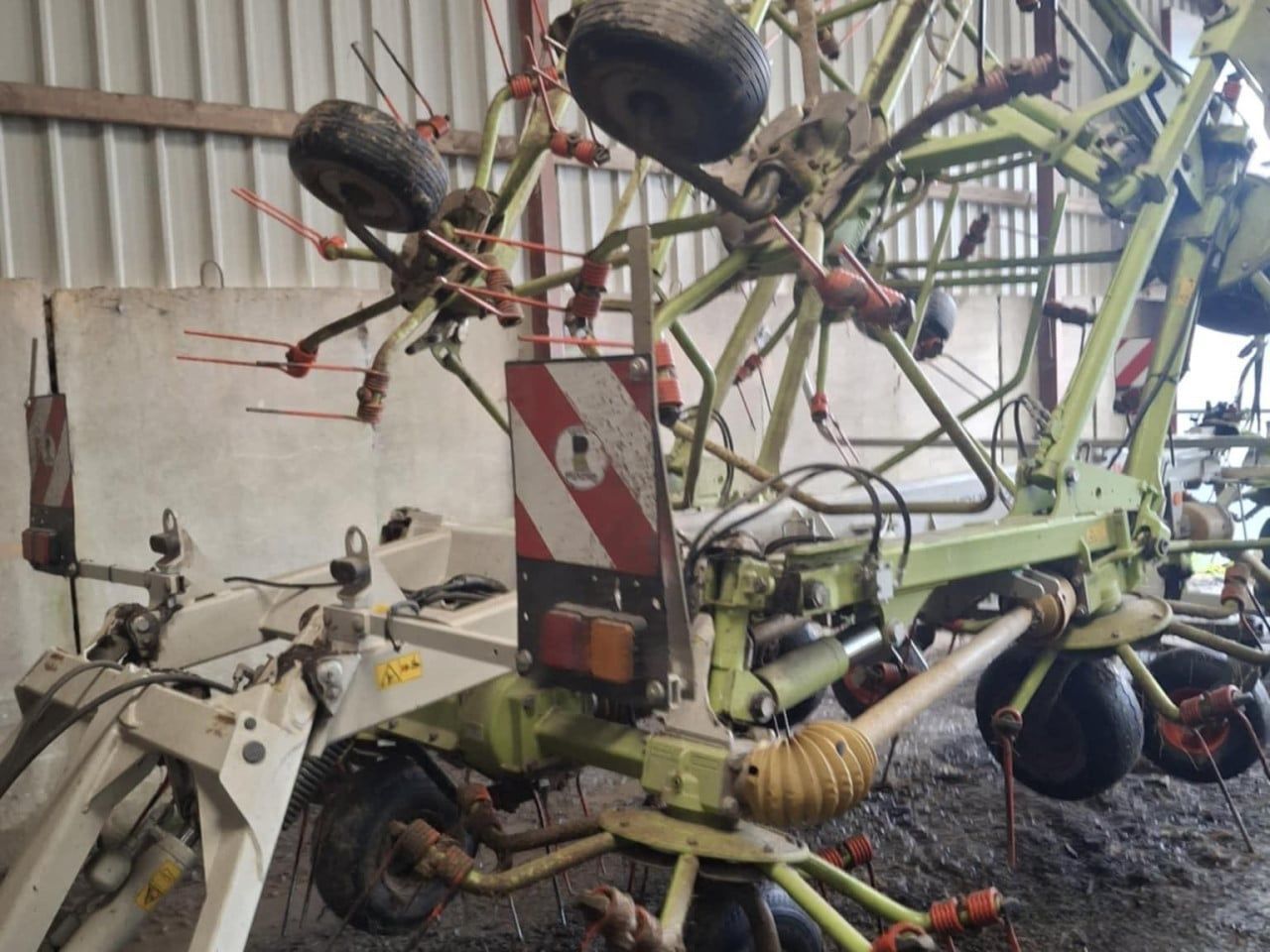 Claas Volto 1300 T Tedder €21,731