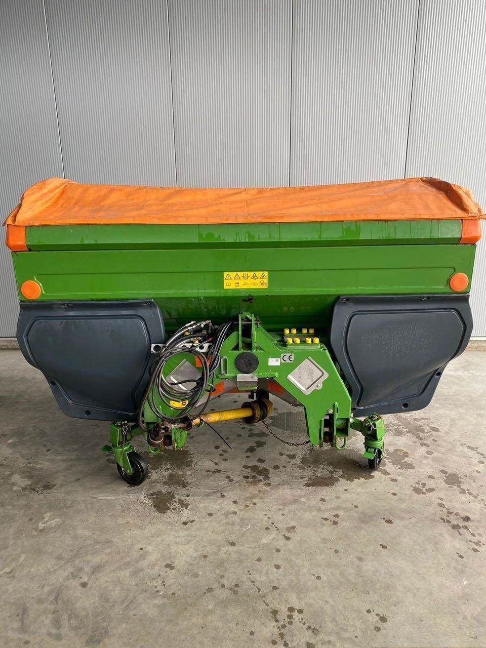 E-FARM: Amazone ZA-M 1501 - Fertiliser spreader - id ZHXQCMJ - €6,500 - Year of construction: 2009 - Germany