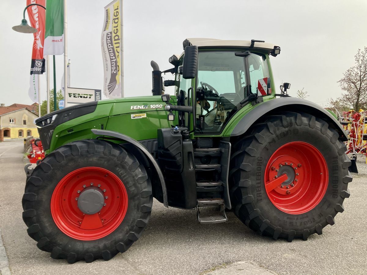 E-FARM: Fendt 1050 Vario ProfiPlus - Traktor - id TMP83BB - 193 000 € - Rok produkcji: 2017 - Motogodziny: 8214,Moc silnika: 521,Austria