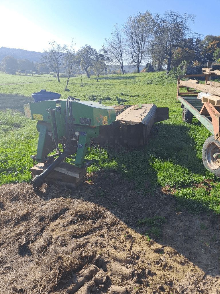 John Deere 331 Segadora 5000 €