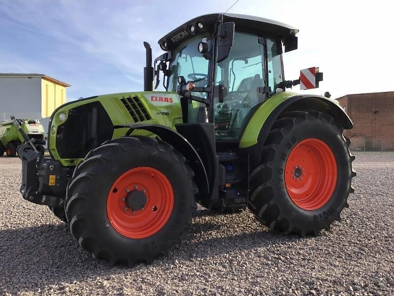 E-FARM: Claas Arion 530 - Tractor - id FYPCMQE - 89.000 € - Año: 2020 - Horas: 20,Potencia del motor: 145,Alemania