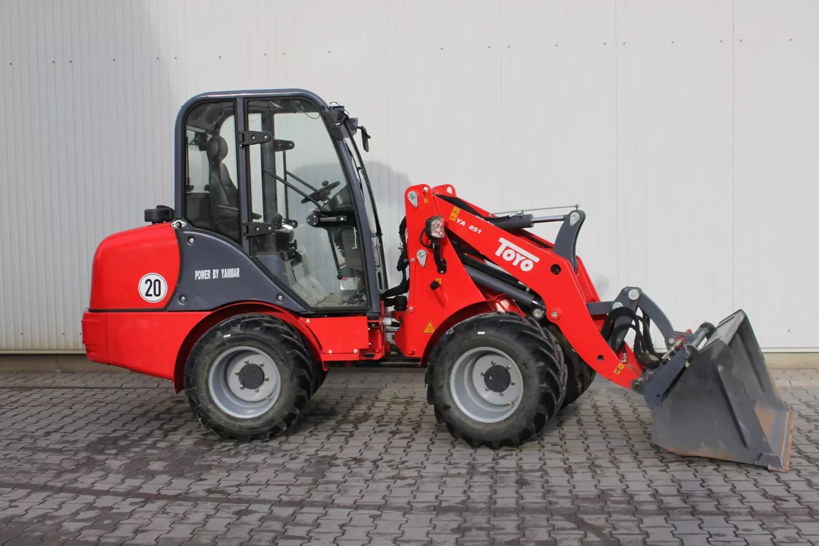 Toyo 851 Cargador de ruedas 32.300 €