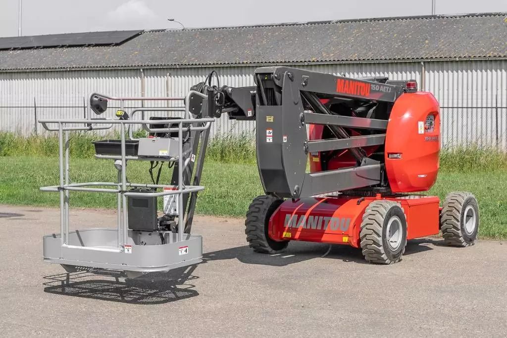 Manitou 150 aet jc 3d Self propelled platform €52,000