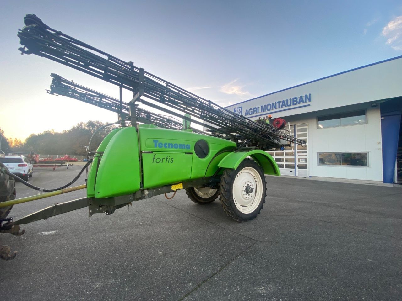E-FARM: Tecnoma fortis - Pflanzenschutzspritze - id DNQGZG4 - 15.900 € - Baujahr: 2008 - Frankreich
