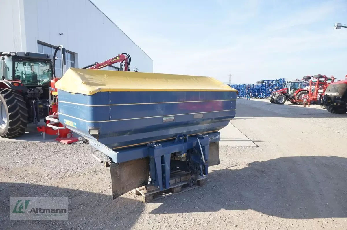 E-FARM: Bogballe m2w qz - Fertiliser spreader - id CEBM9RQ - €6,500 - Year of construction: 2011 - Austria
