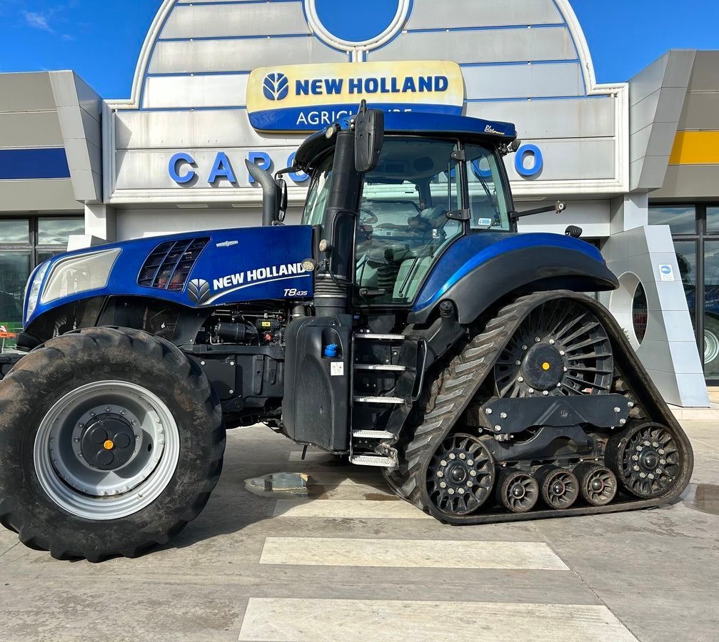 E-FARM: New Holland T8.435 - Tractor - id SCSCGYM - €145,000 - Year of construction: 2016 - Engine hours: 4,500,Engine power (HP): 435,Italy
