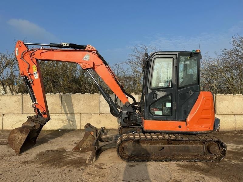 Hitachi zx65 Mini excavator €30,715