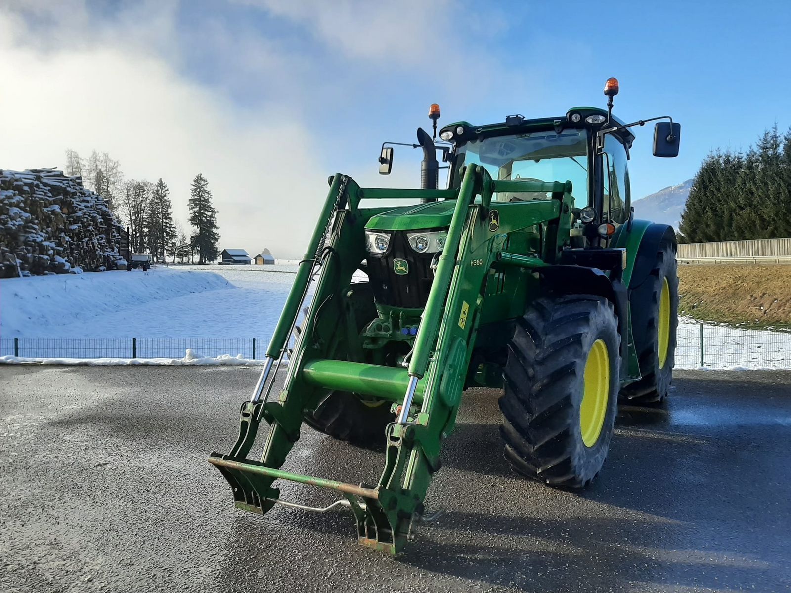 John Deere 6130 R Trattore 61.325 €