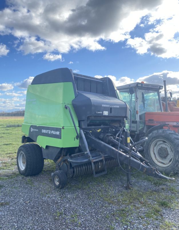 Deutz-Fahr VariMaster 560 Baler