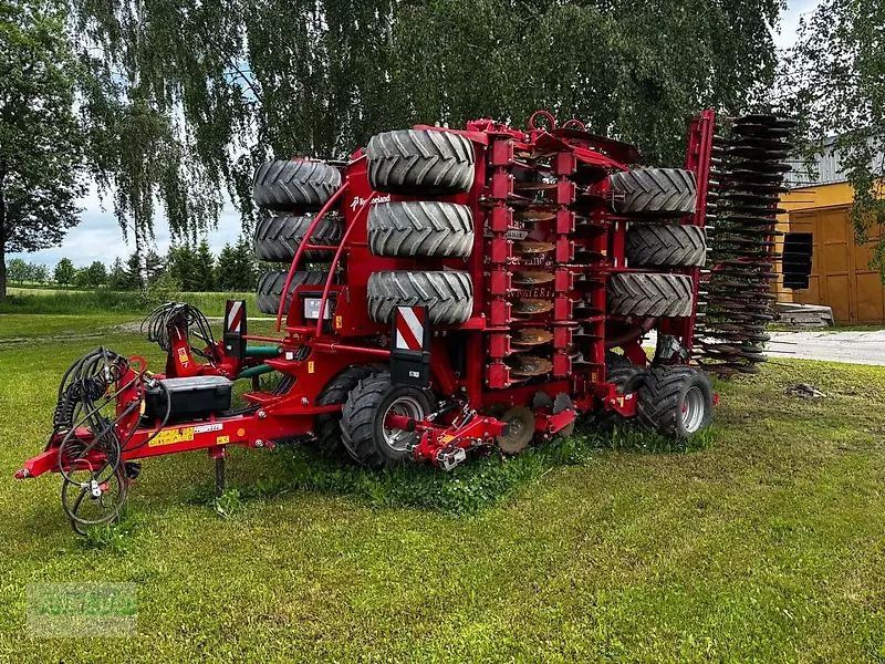 E-FARM: Kverneland u drill 6001 demomaschine - Semoir - id VJSUSYE - 88 100 € - Année: 2023 - Allemagne