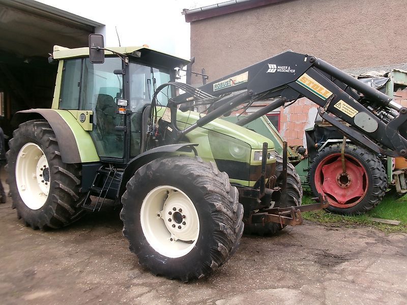 Hürlimann xt 913 Tractor €23,000