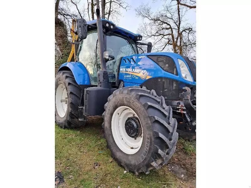 E-FARM: New Holland T7.190 - Traktor - id Q5JPAS5 - 75 000 EUR - Gyártási év: 2017 - Üzemóra (motor): 5450,Motor teljesítménye (LE): 150,Franciaország
