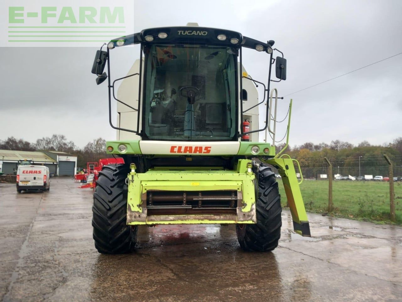 Claas Tucano 440 Kombajn zbożowy 59 675 €