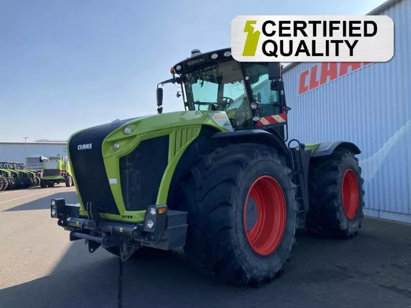 Claas Xerion 5000 Trac VC Tractor €262,000