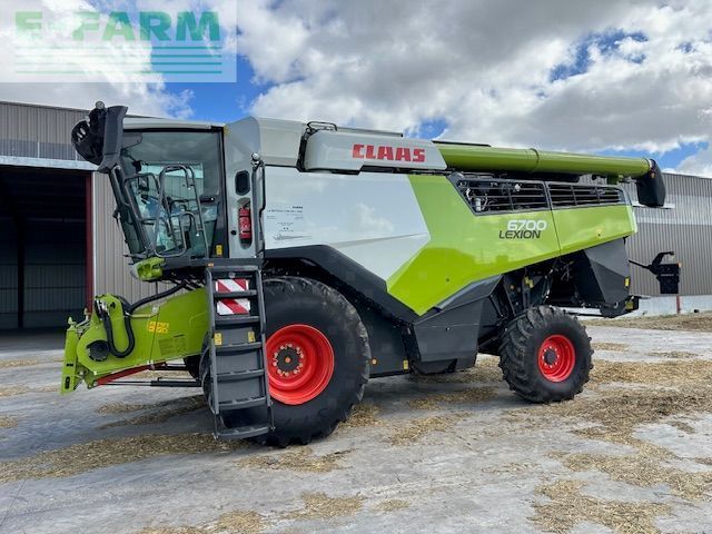 Claas Lexion 6700 Combine harvester €287,000