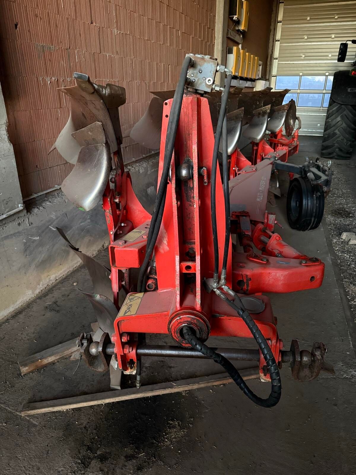 Kuhn Pług 7850 €