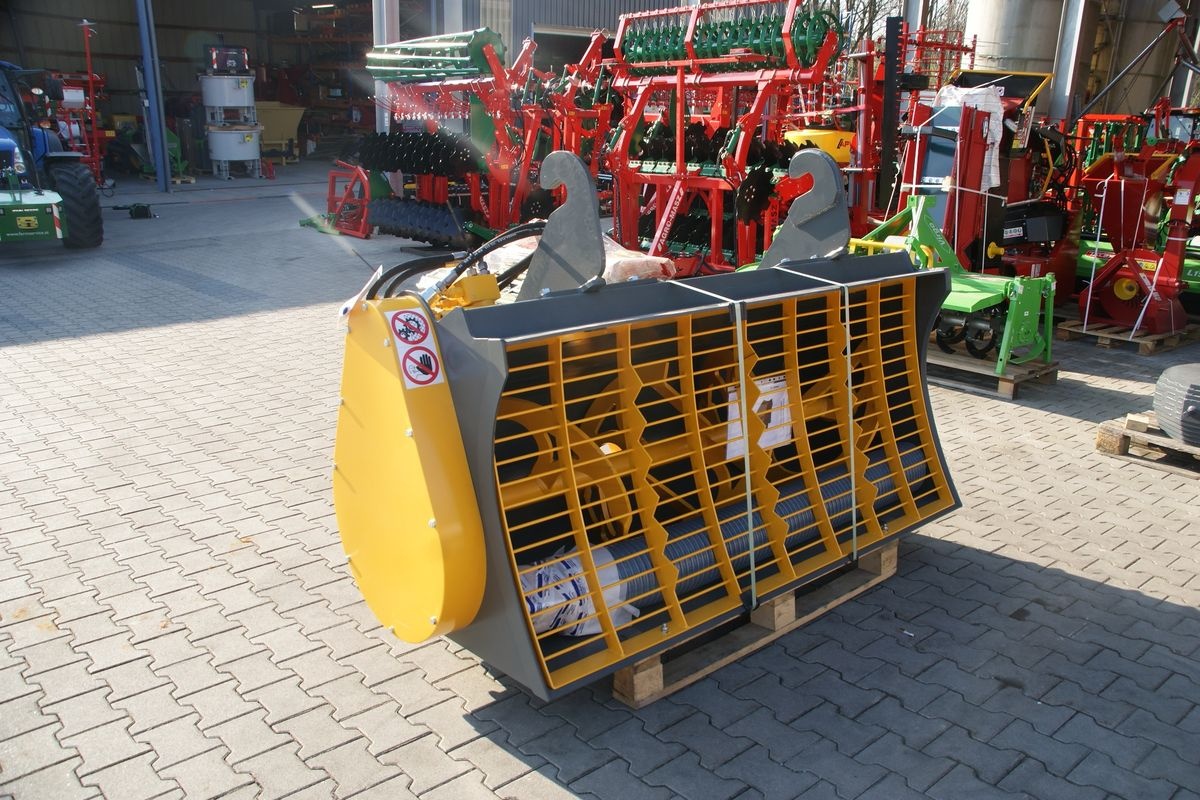 SAT profi-betonmischschaufel-neu attachment €4,350