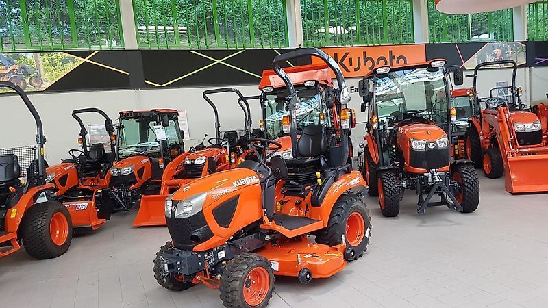 Kubota bx231 allrad ab 0,99% finanzierung Τρακτέρ 18.900 €