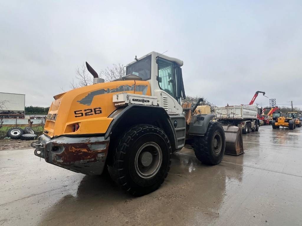 Liebherr 526 Ładowarka kołowa 57 155 €