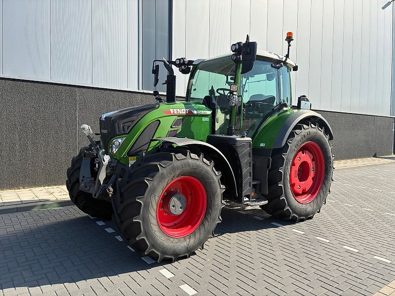 Fendt 724 Vario Tractor €159,500