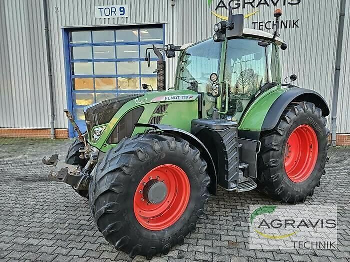 E-FARM: Fendt 718 Vario - Traktor - id HJDERGT - 64.900 € - Baujahr: 2014 - Abgelesene Motorstunden: 9.295,Motorleistung (PS): 181,Deutschland