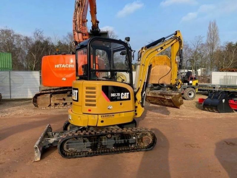 E-FARM: Caterpillar 302.7 d cr - Mini kotrógép - id 7WVGRMK - 28 500 EUR - Gyártási év: 2017 - Belgium