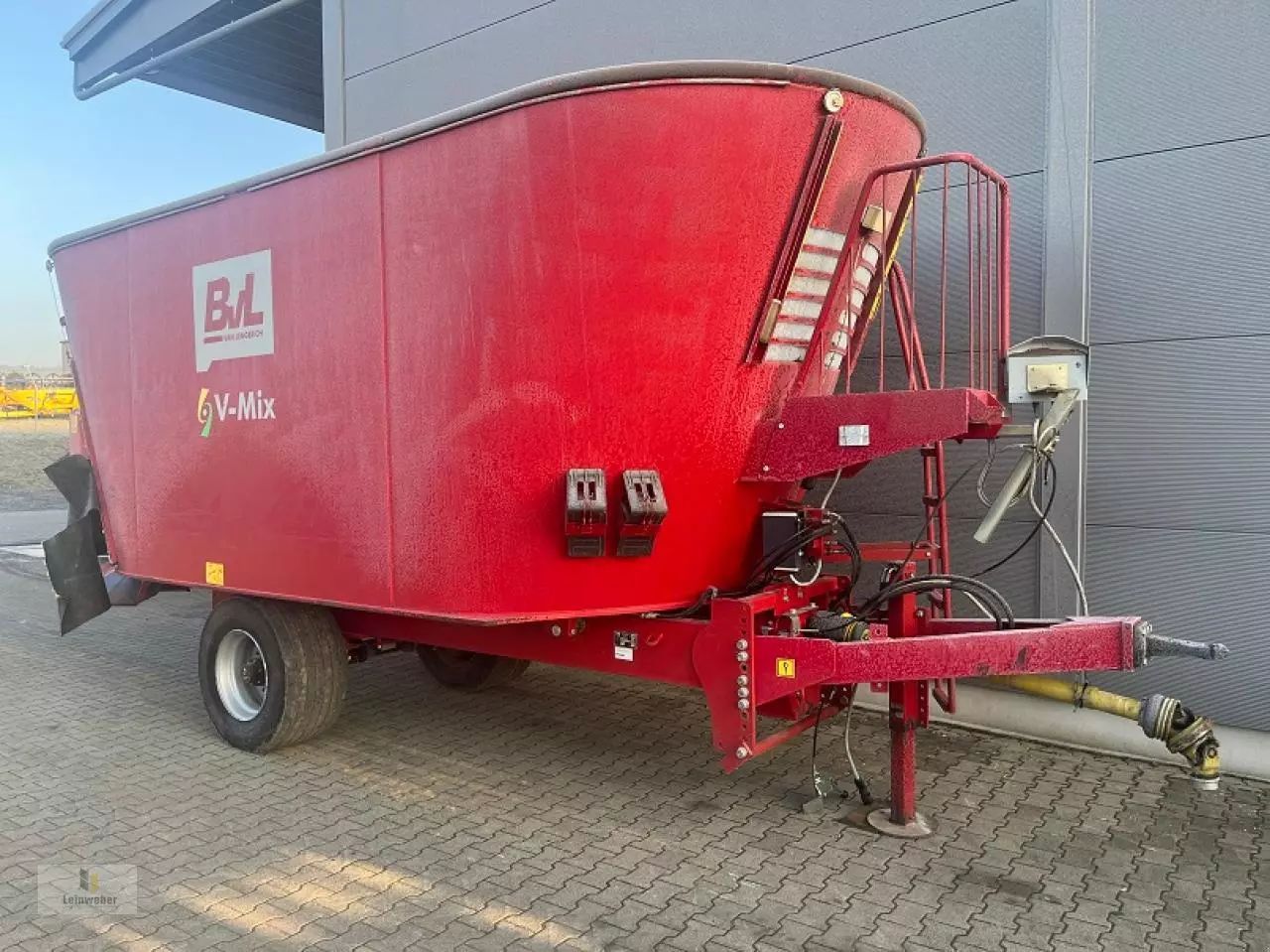 E-FARM: BVL v-mix 24 2 s - Mélangeurs d'alimentation - id DBSYIBC - 10 000 € - Année: 2014 - Allemagne