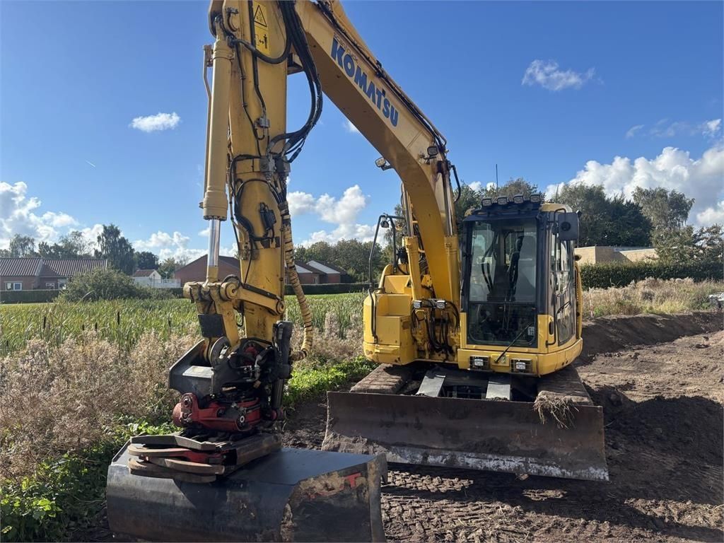 KOMATSU pc138us-11 Crawler excavator
