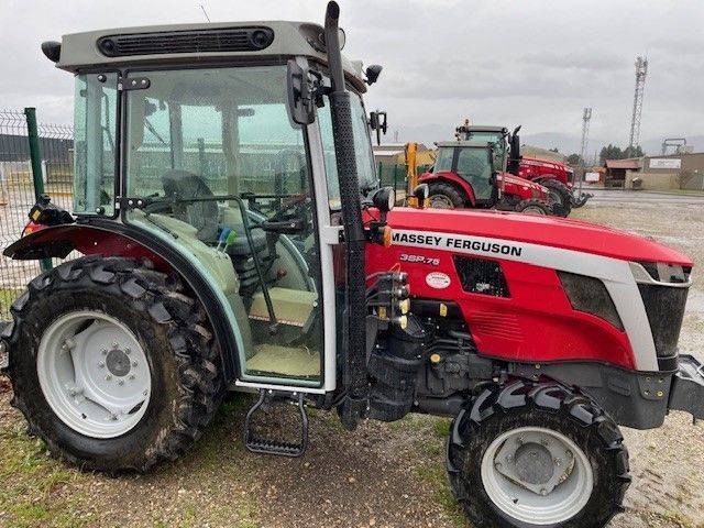 E-FARM: Massey Ferguson 3sp75 - Tracteur - id TJPHRCJ - 65 000 € - Année: 2023 - Lecture du nombre d'heure: 350,Puissance du moteur (chevaux): 75,France