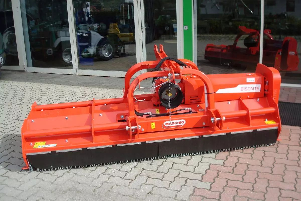 Maschio Bisonte 300 Topper €9,158