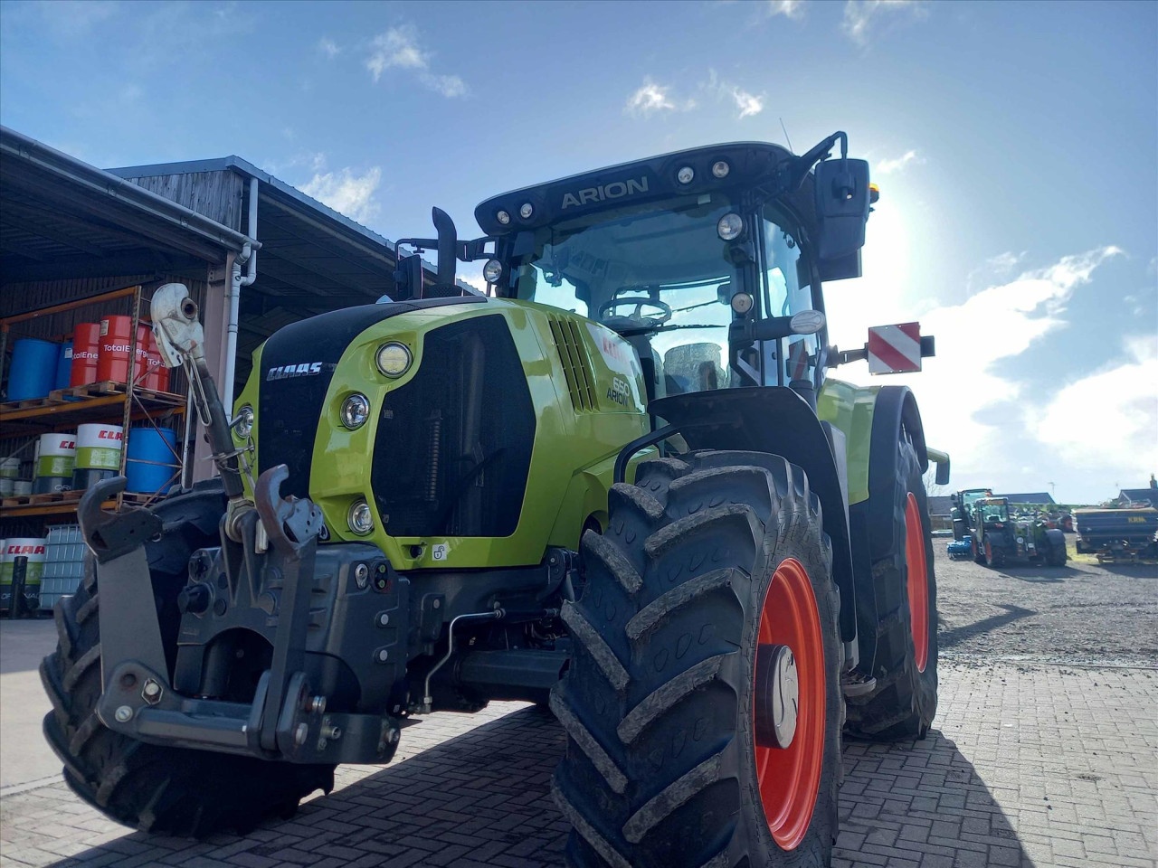 Claas ARION 650 tractor €92,094