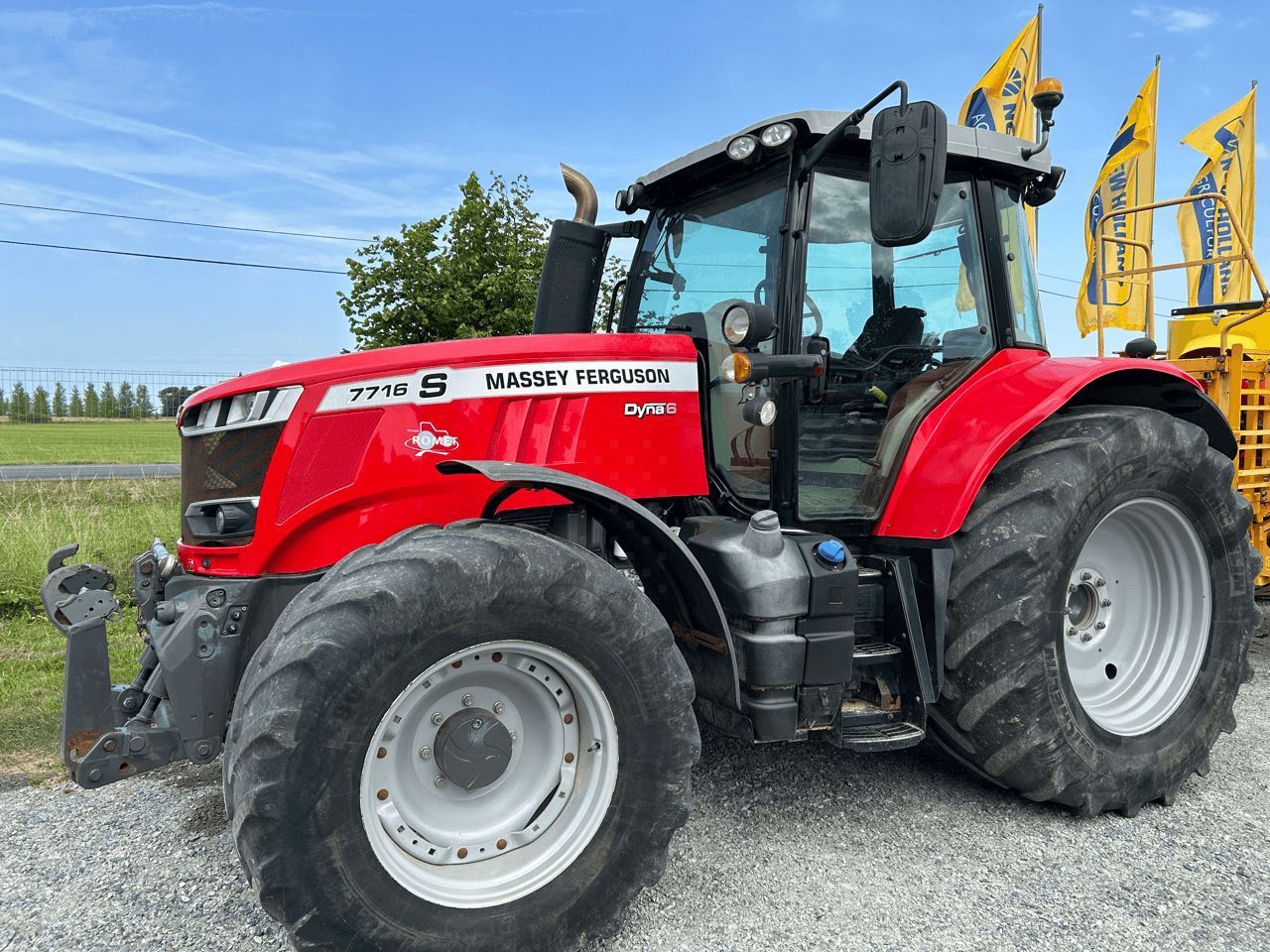 E-FARM: Massey Ferguson 7716S - Tractor - id KP8PI2K - 78.000 € - Año: 2018 - Horas: 5400,Potencia del motor: 190,Francia