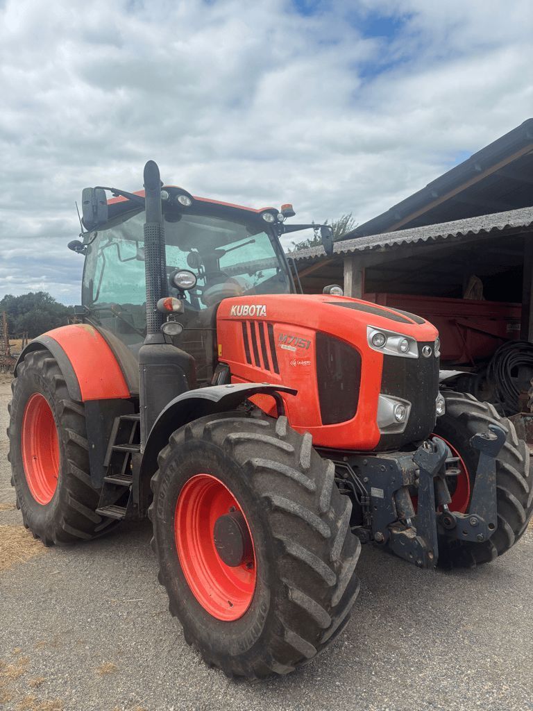 Kubota M7151 Traktor 45 000 €