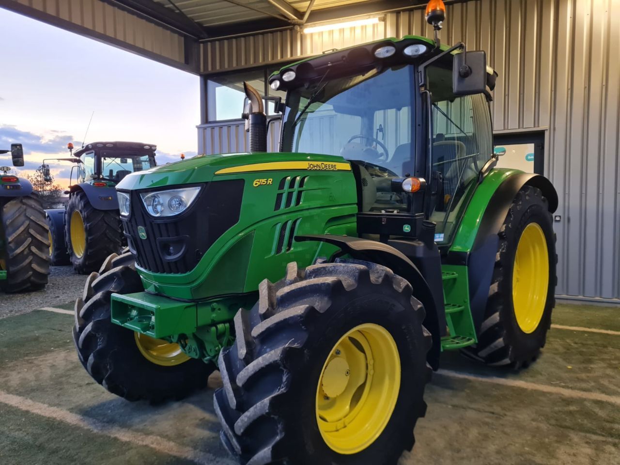 John Deere 6115 R Tractor €54,500
