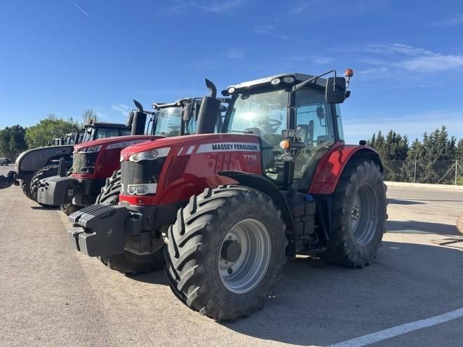 Massey Ferguson 7716 Tractor €67,000