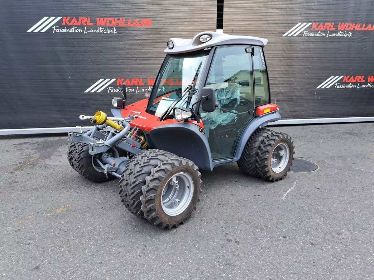 E-FARM: AEBI tt211+ - Tracteur - id BGBNLCW - Année: 2025 - Lecture du nombre d'heure: 39,Puissance du moteur (chevaux): 72,Autriche