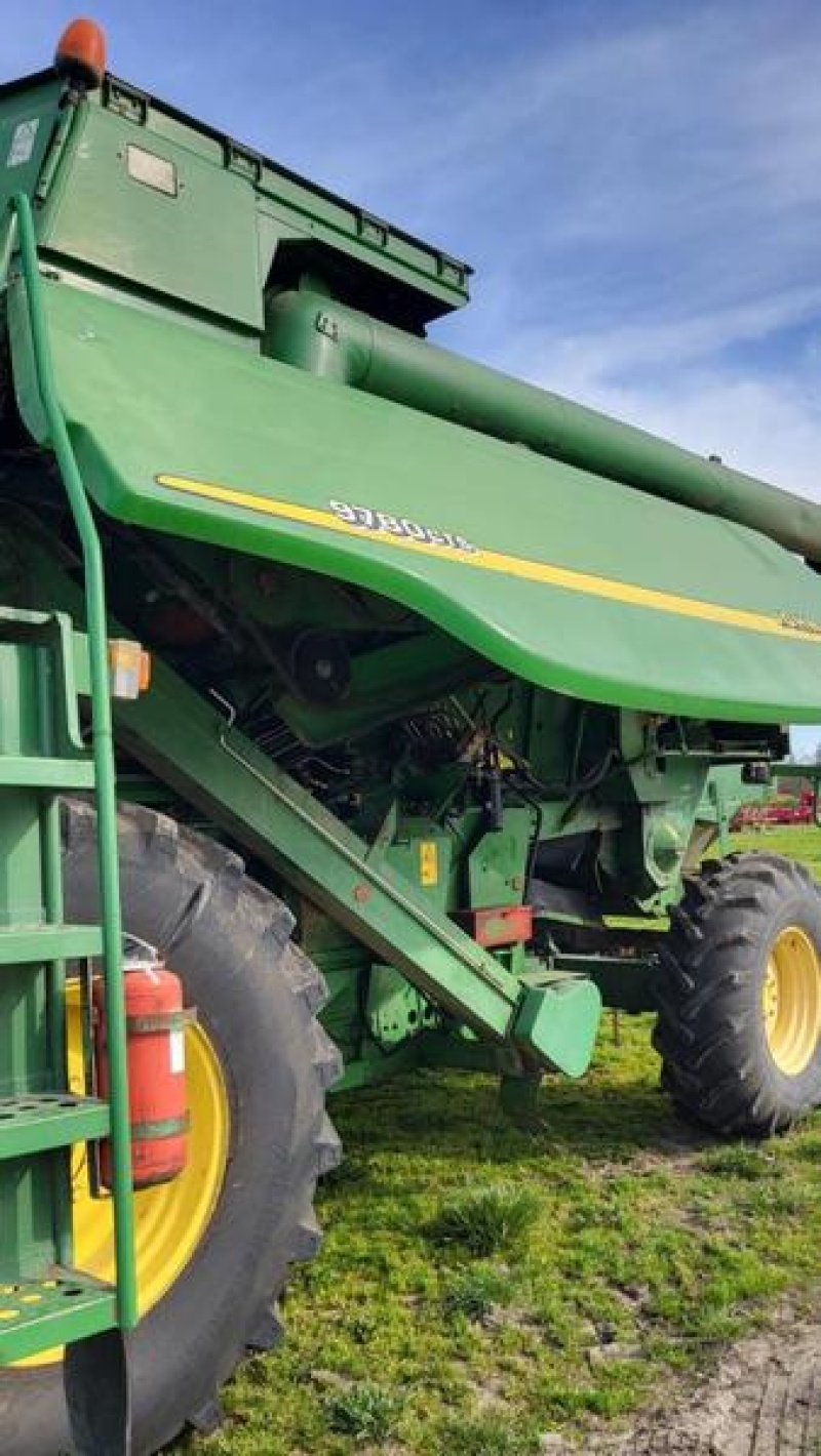 John Deere 9780 CTS combine 40 000 €