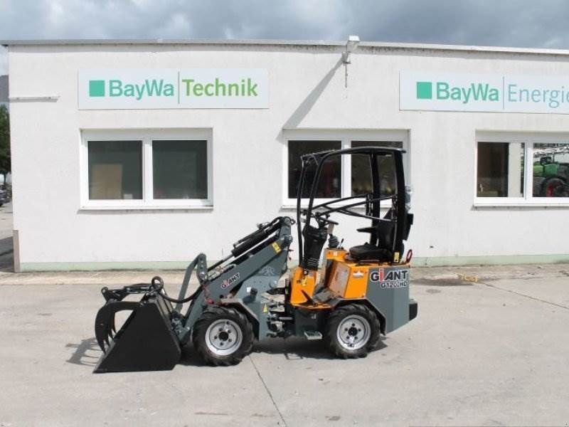E-FARM: Giant g 1200 - Ładowacz gospodarczy - id RE1Q1C4 - 24 000 € - Rok produkcji: 2023 - Niemcy