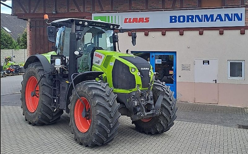 Claas Axion 810 CMATIC CEBIS tractor 126.500 €