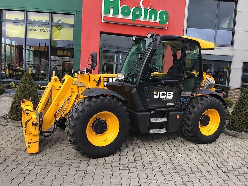 E-FARM: JCB 541-70ds+ loadall - Teleszkópos rakodó - id 5PYCS9F - 60 000 EUR - Gyártási év: 2018 - Üzemóra (motor): 3 400,Motor teljesítménye (LE): 125,Németország
