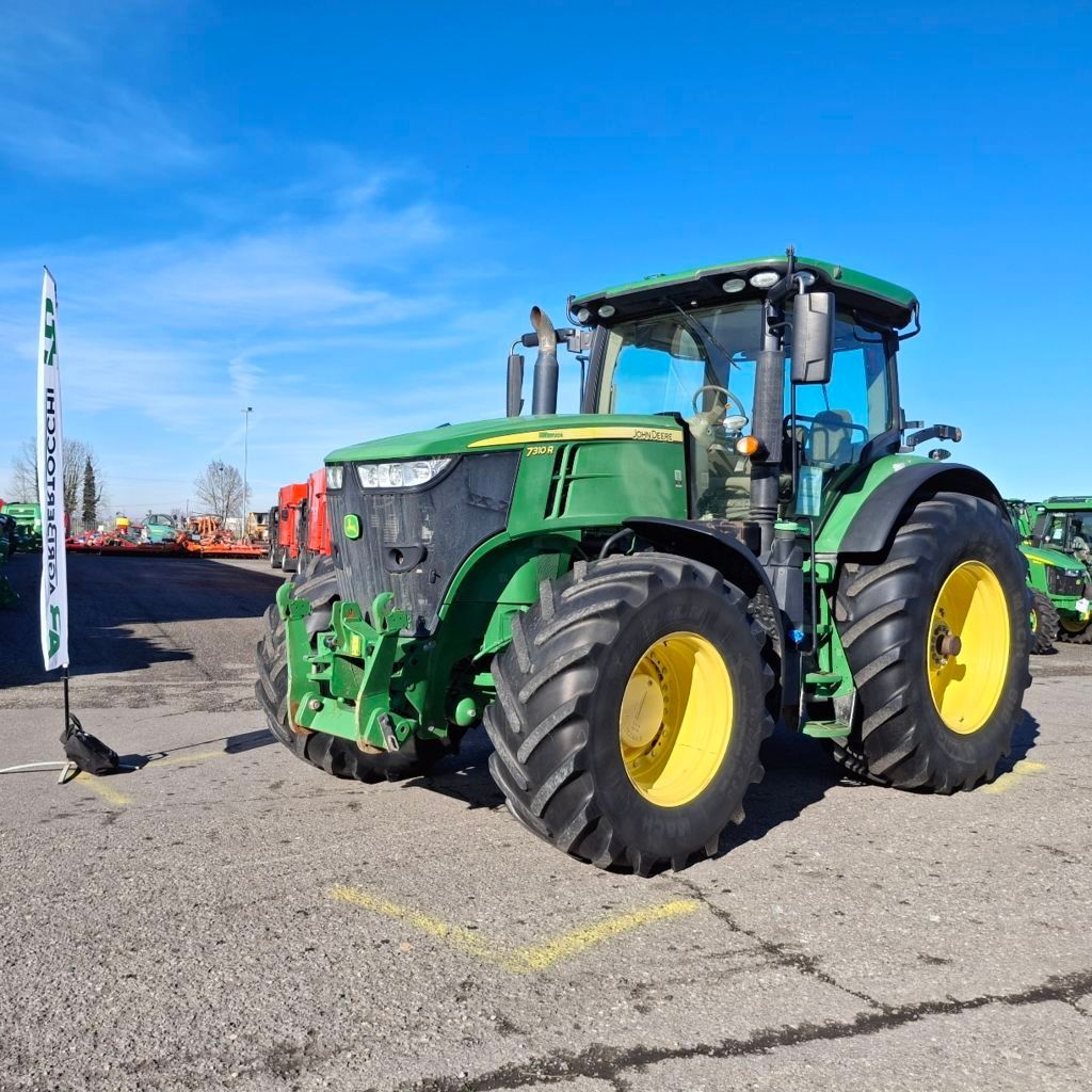 John Deere 7310 R Tractor €80,000