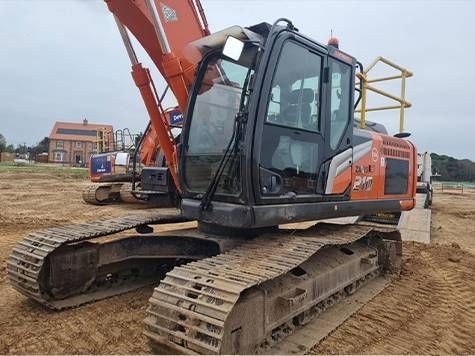 Hitachi zx 210 lc-7 Escavatore cingolato 69.326 €