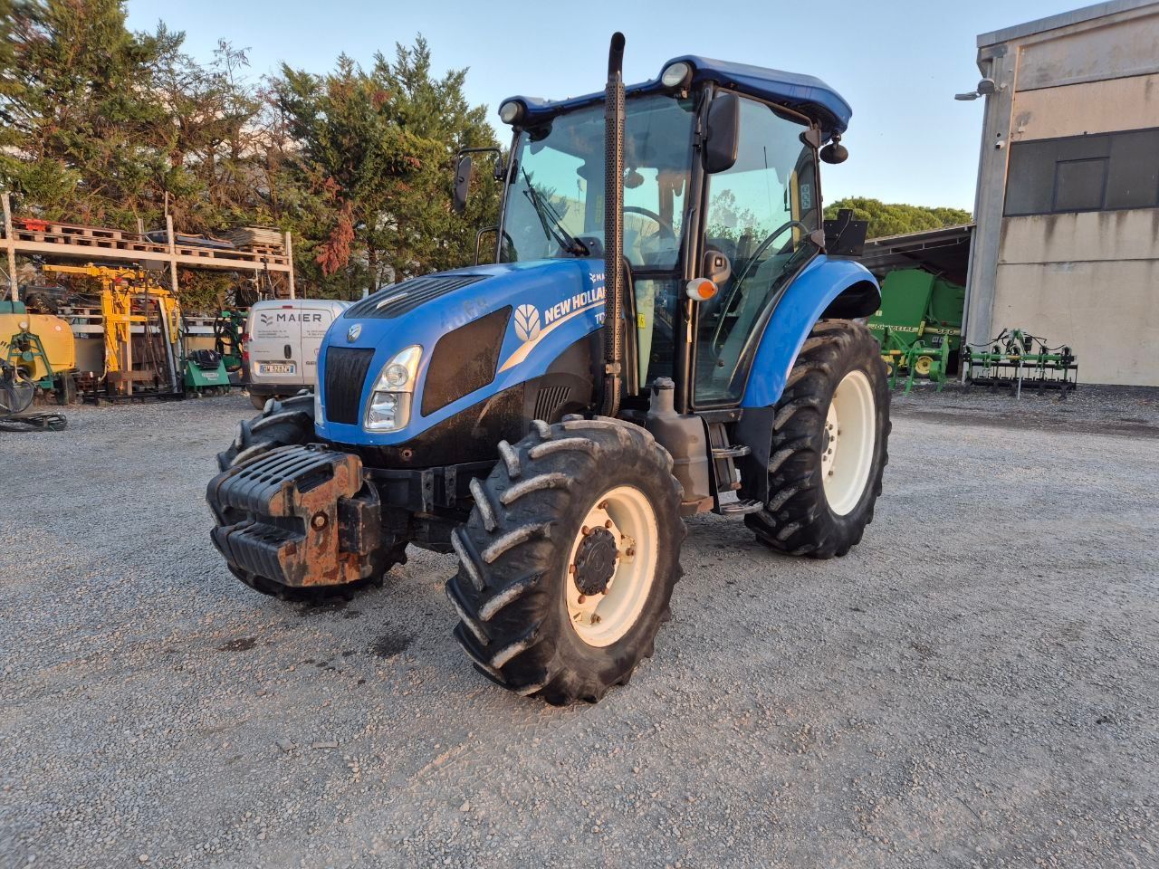 New Holland TD5.75 Traktor 23 000 €