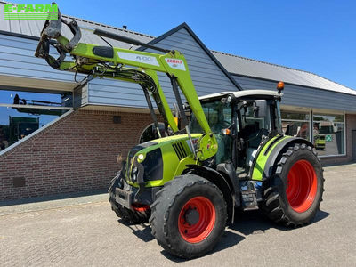 E-FARM: Claas Arion 420 - Tractor - id 4G8I5FG - €38,500 - Year of construction: 2015 - Engine hours: 10,900,Engine power (HP): 136,Netherlands