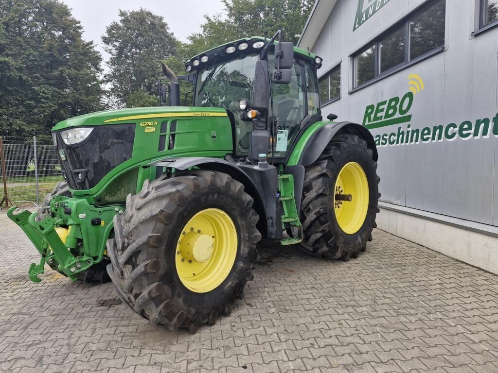 E-FARM: John Deere 6230 R - Tractor - id TBCX13U - 113.334 € - Año: 2018 - Horas: 4886,Potencia del motor: 230,Alemania