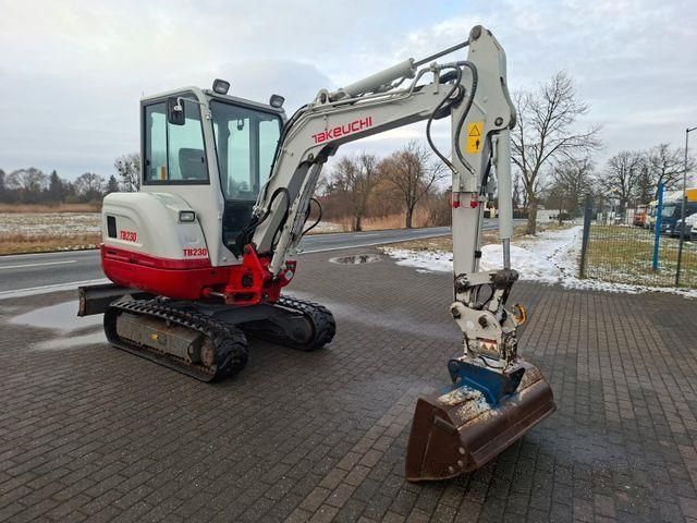 Takeuchi TB 230 Minibagger 27.899 €